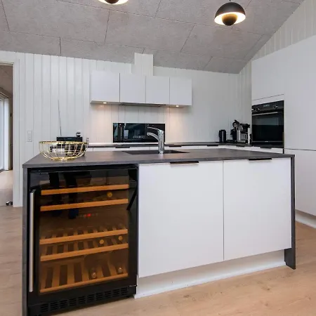 8 Person In Sydals Feriehus Mommark