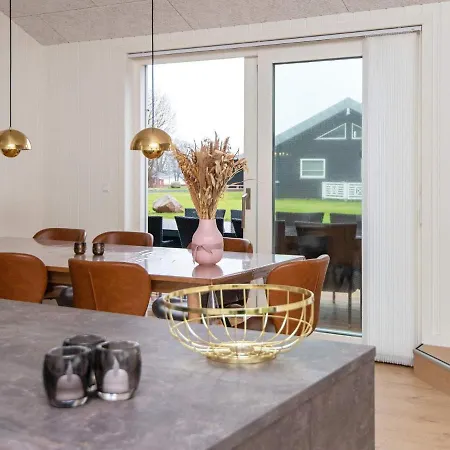 8 Person In Sydals * Mommark